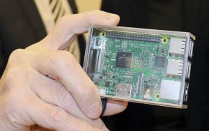 Der Raspberry Pi: ein kleiner, aber trotzdem voll funktionstüchtiger Computer, allerdings ohne Schnickschnack.