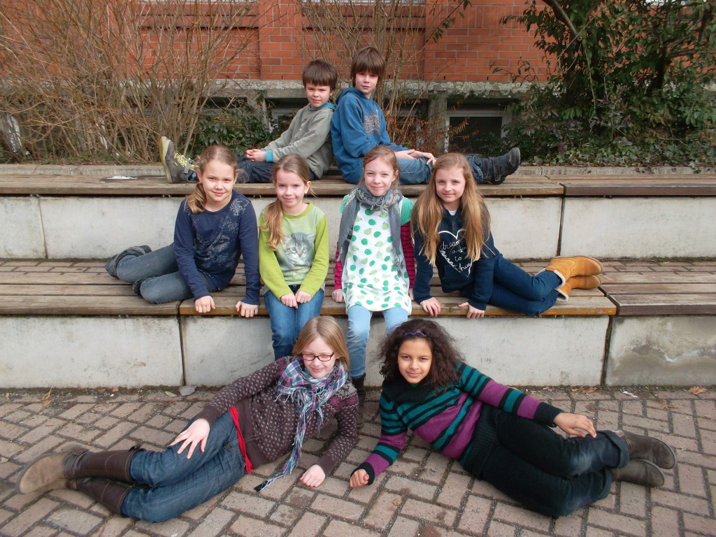 SAM_1775 Die Bültikids-Reaktion im zweiten Halbjahr: Robin, Bruno, Anastasia, Maxi, Marlene, Sarah, Charlotte, Isabella