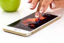 Hier sehen Sie ein Smartphone