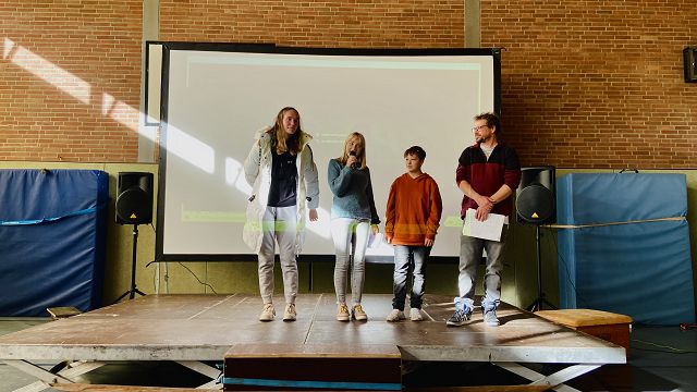 MONTESSORI-SCHULE