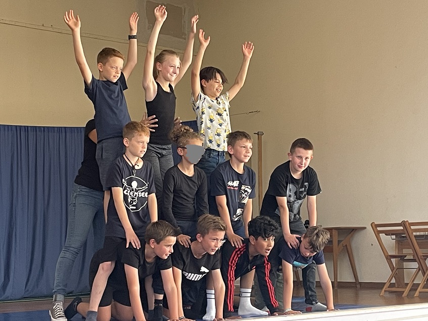 Die Viertklässler sagen Tschüss