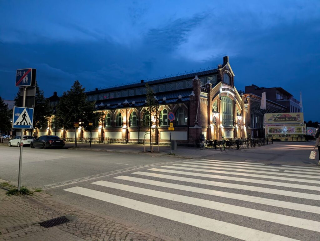 ein Gebäude in Oulu