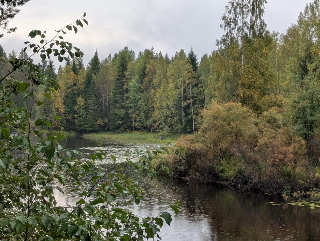 An einem See in Oulu