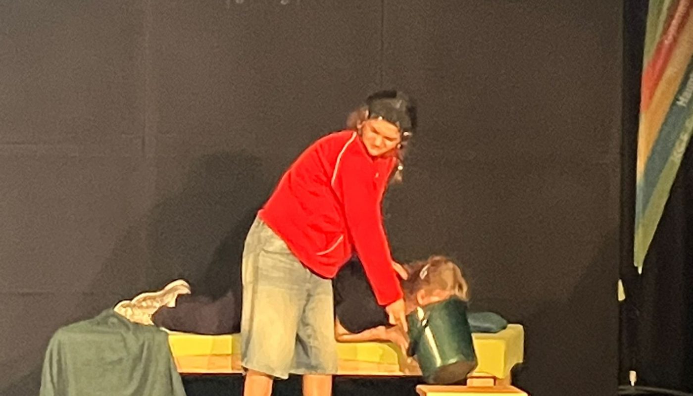 Ein Theaterstück, das unter die Haut geht: „Drogen – von Gras zu Crystal”  der KGS Salzhemmendorf