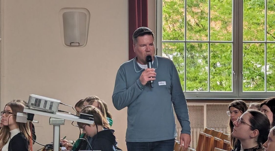 Klartext-Abschlussveranstaltung zum Internationalen Tag der Pressefreiheit: Workshops zum Thema Journalismus und Soziale Medien #PressefreiheitMachtSchule