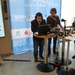 Live vor Ort im Landtag: Online-Radioteam der IGS Waldschule Egels.