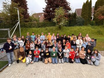 Kreative Muttertagsaktion der 5. Klassen