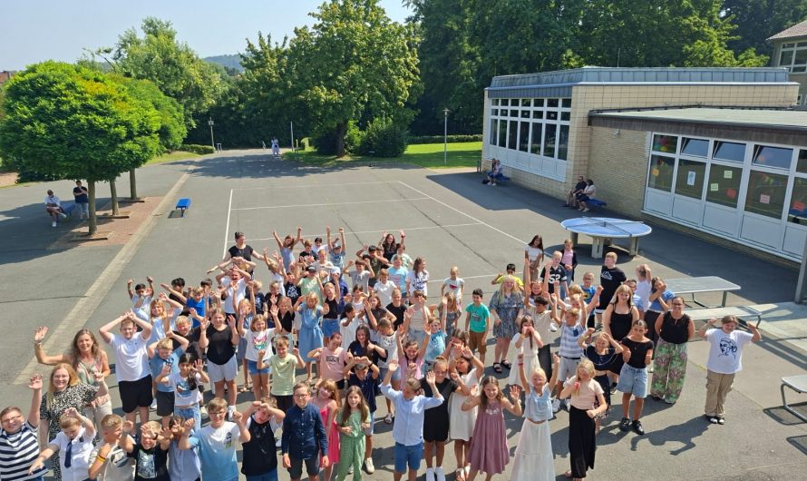Neunzig Fünftklässler eingeschult! – Einschulung unserer neuen 5. Klassen 2025