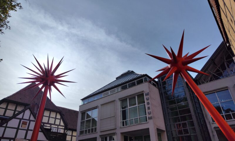 Kunstmuseum_Feuerwerk_Otto_Piene_nach_oben_CC0